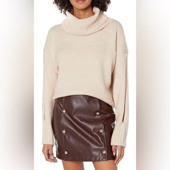 Kendall + Kylie womens TURTLE NECK SWEATER, XL - Picture 1 of 5